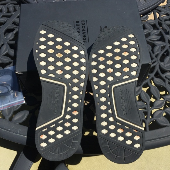 adidas NMD R1 A Ma Maniere x Invincible - Picture 8 of 8